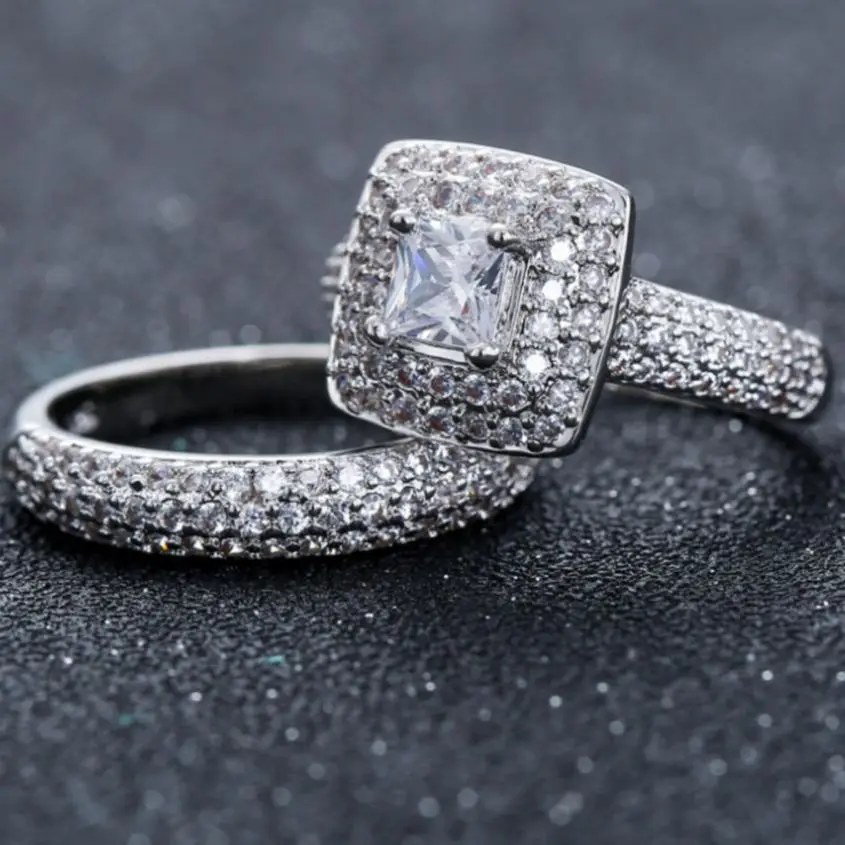 

Women Luxury Jewelry Zircon Shining Couple Wedding Rings