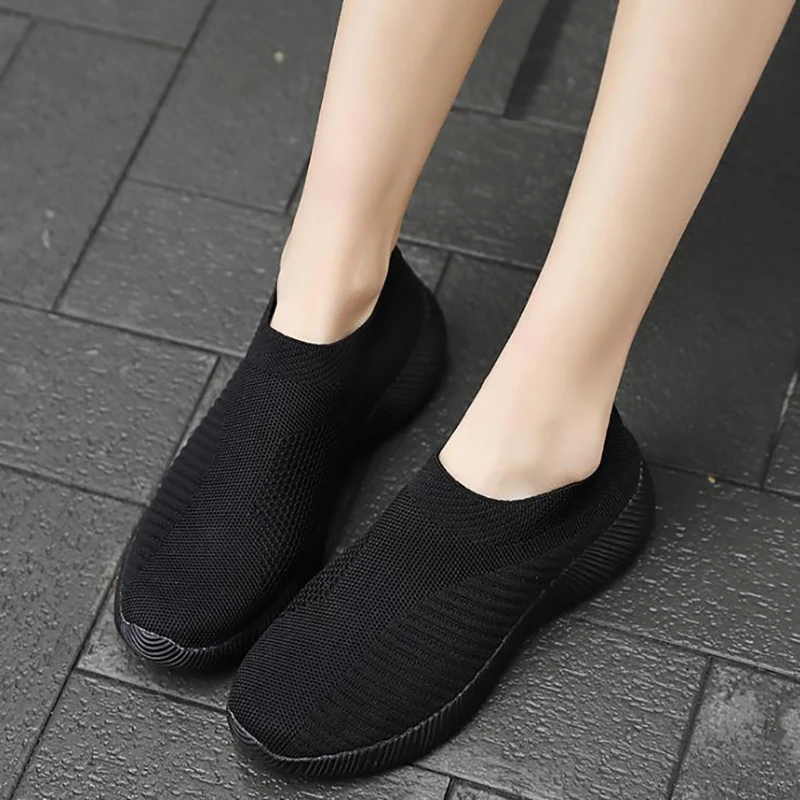 

New high quality wholesale moms shoes flying socks womens shoes cross border leisure soled sports shoes elderly shoes 03