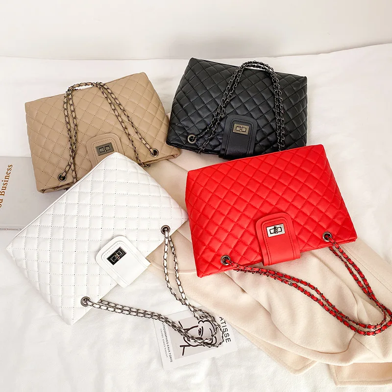 

Bag the vogue of leisure ling from embroider line chain bag lady's shoulder inclined across packages