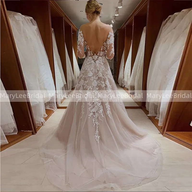 

Champagne Tulle Wedding Dresses With Long Sleeves Beach Boho Lace Appliques Bridal Gowns Sheer Scoop Neck Backless Wedding Gowns