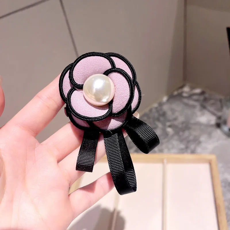 High-grade Camellia Flower Brooch Pearl Bow Badge Korean Fabric Shirt Suit Collar Pins Brooches for Women Clothing Accessories |