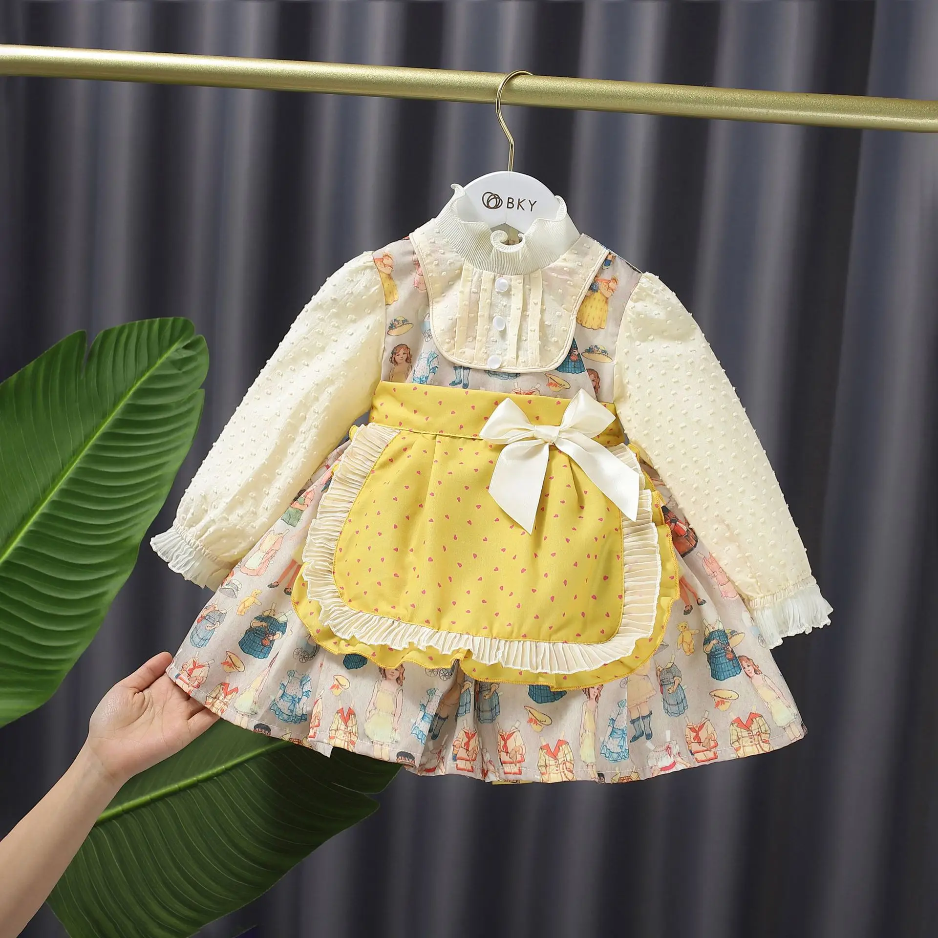 

Girl Retro Maid Dress Palace Style Princess Dress Loverly Birthday Party Dress Fashion Ceremony Elegant Girls Costume