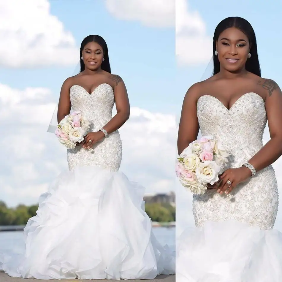 

Crystals Wedding Dresses Sweetheart Neck Corset Ruffles Organza Chapel Train Backless Custom Made Plus Size Bridal Wedding Gowns
