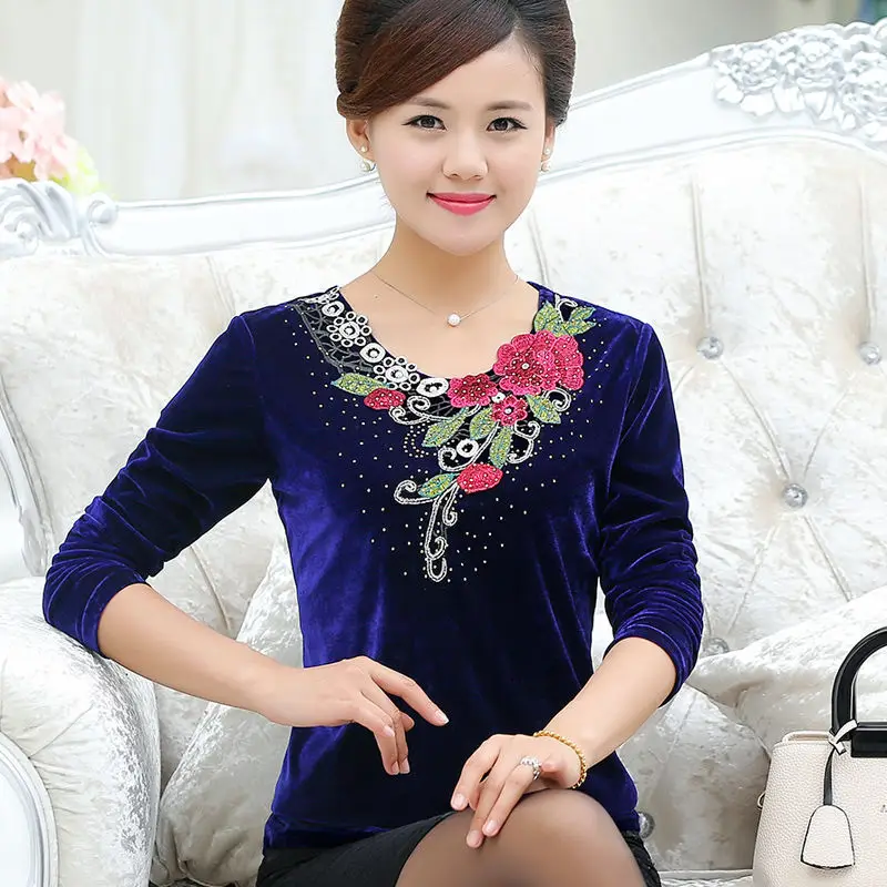 Женская бархатная футболка с вышивкой и круглым вырезом длинным рукавом | одежда