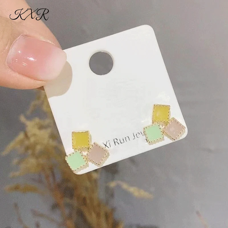 

KXR Small and Fresh Girl Restore Ancient Ways Tricolor Collision Color Ear Nail Temperament Design Square Ear Ornaments