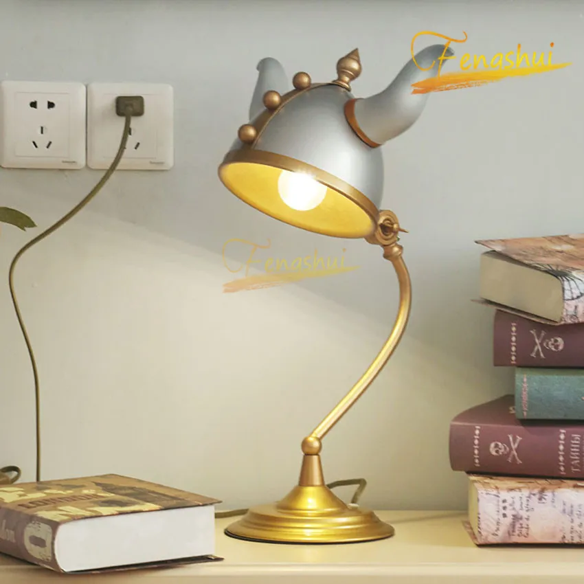 Verkauf Moderne LED Eisen Tisch Lampe Nordic Kreative Krieger Dekoration Tisch Lichter Schlafzimmer Wohnzimmer Tisch Lampe Kinder Zimmer Leuchten
