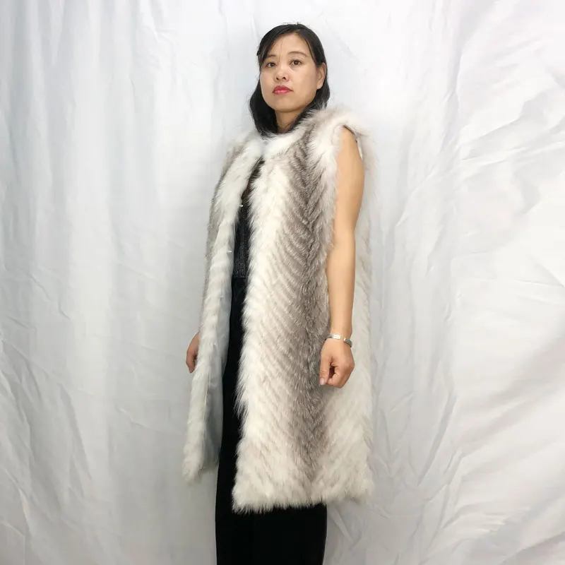 

Real fox fur vest O-Neck Long winter warm fur vest Natural cross fox fur coat Style can be customized QD.YISHANG