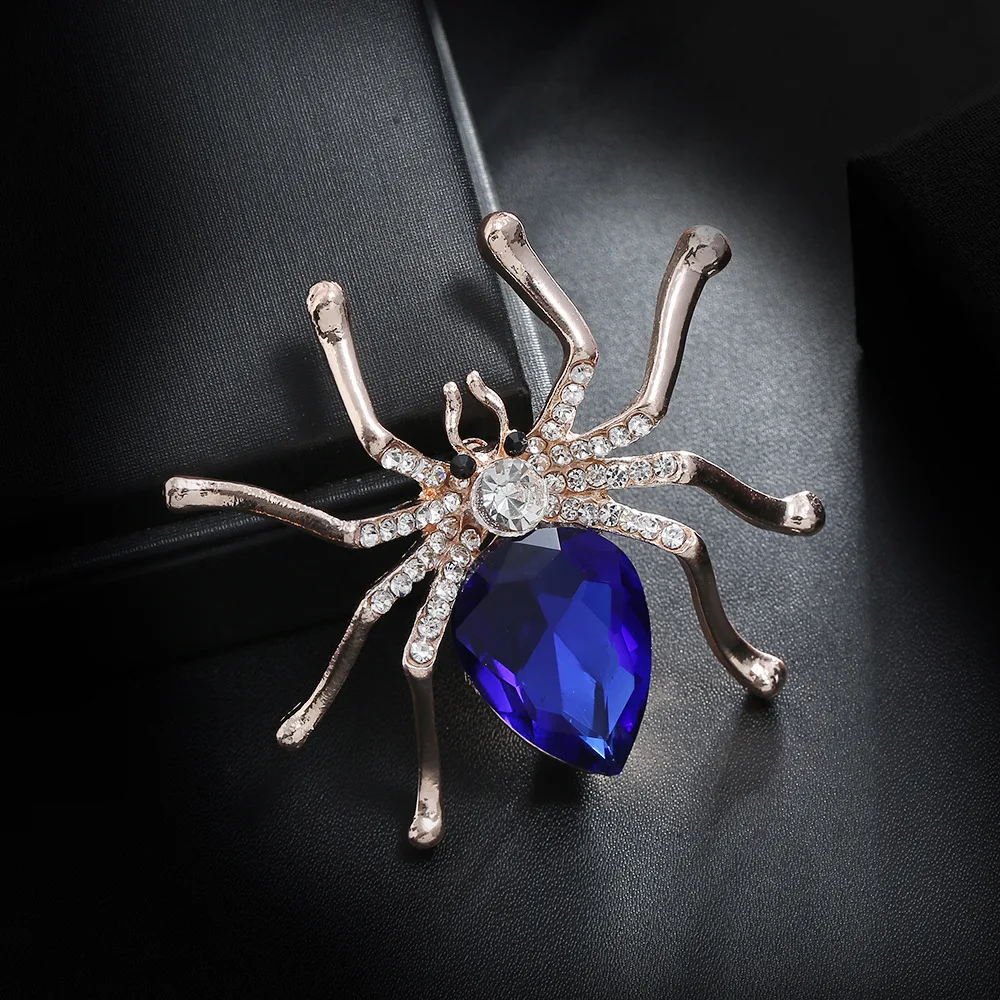 Женская брошь в форме паука золотистая с кристаллами | Украшения и аксессуары