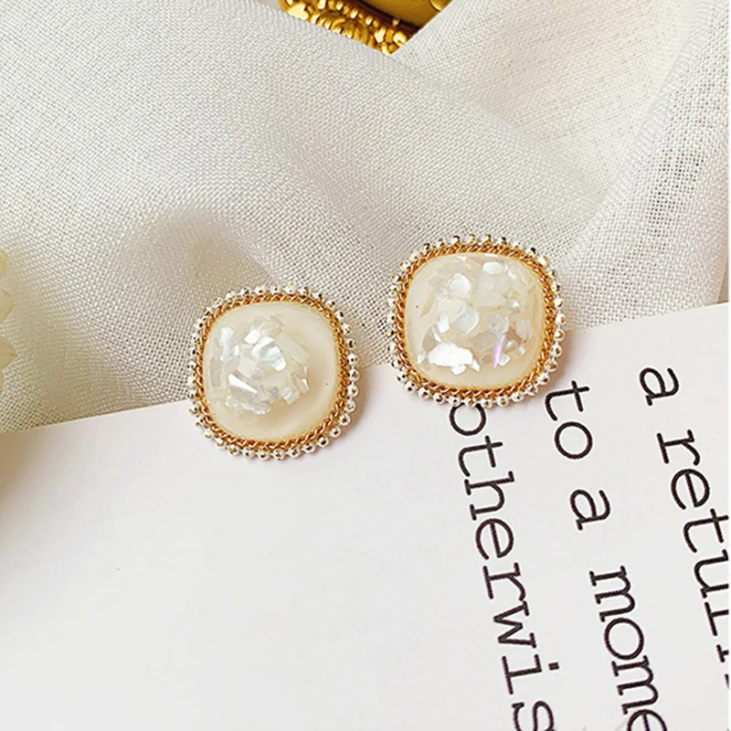 

Newest Europe Fashion Exquisite Simple Geometric Shell Square Stud Earrings For Women Girl Personality party Gift