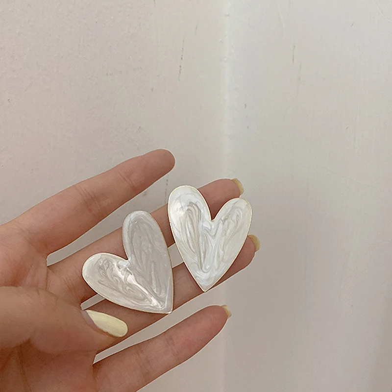 

Creative Love Heart Shape Ear Studs Earrings Jewelry Accessories