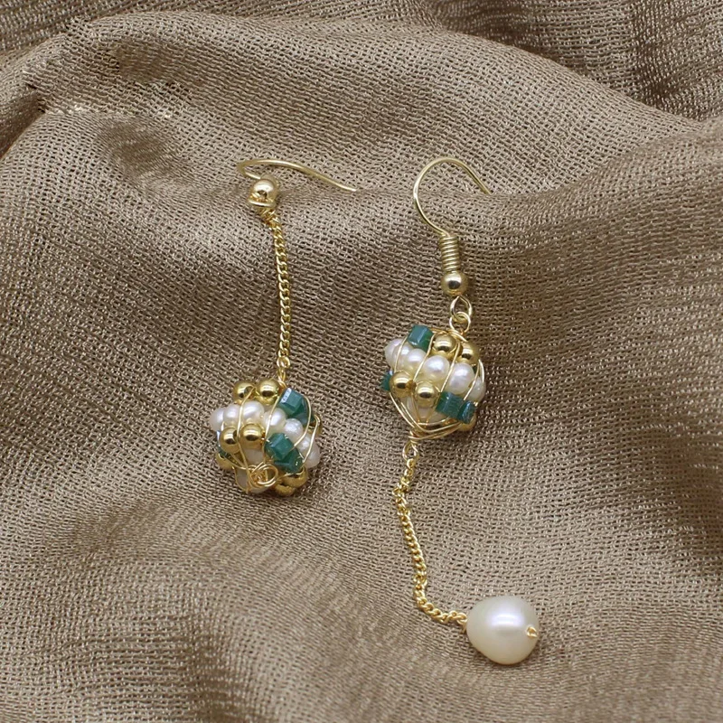 

Wholesale Vintage luxury fashion earring women romance jewelry ear stud earrings eardrop minimalism party girl birthday gifts