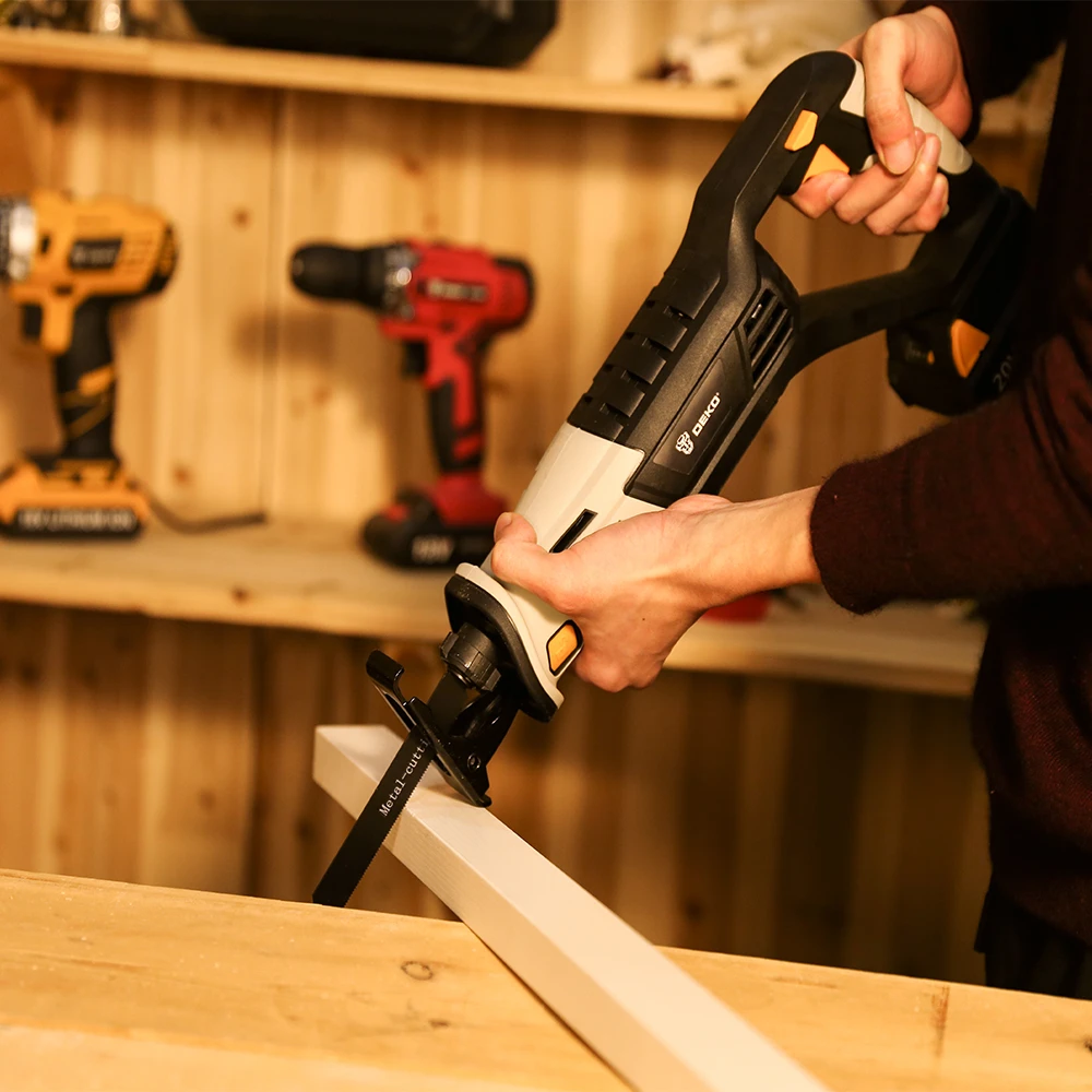 DEKO 20 в Беспроводная сабельная пила с регулируемой скоростью батареей и 4 лезвиями