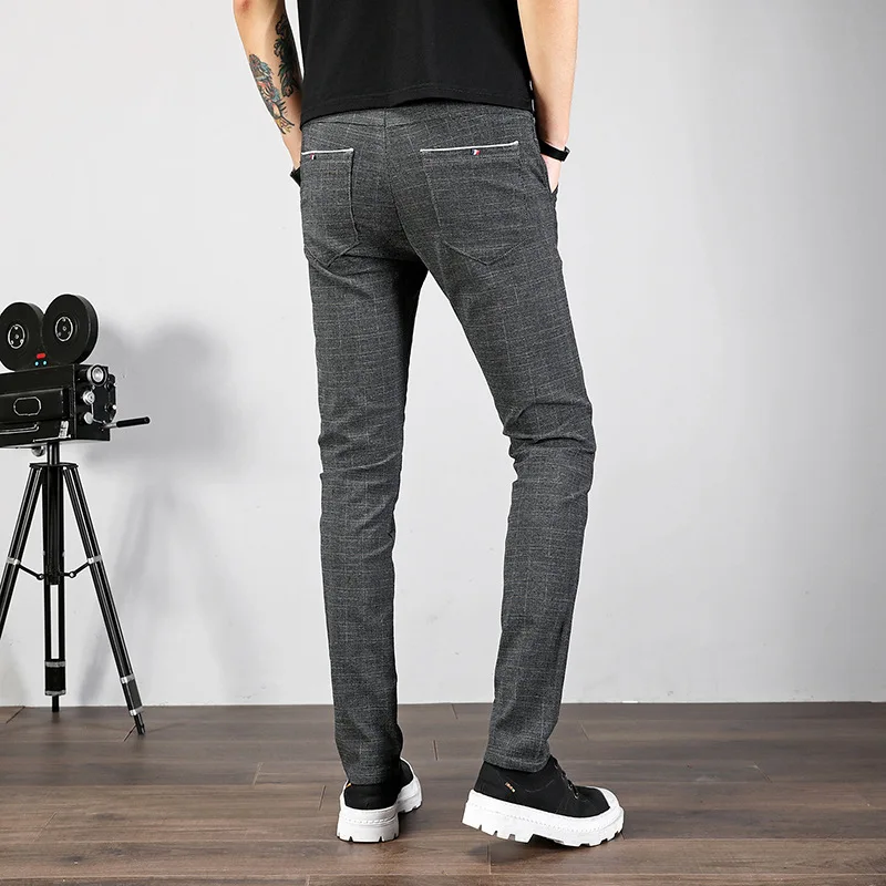 Деловые повседневные мужские брюки хлопковые прямые в клетку облегающие модные