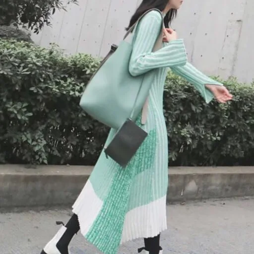 Женское длинное трикотажное платье свитер розовое или Зеленое Длинное Платье с