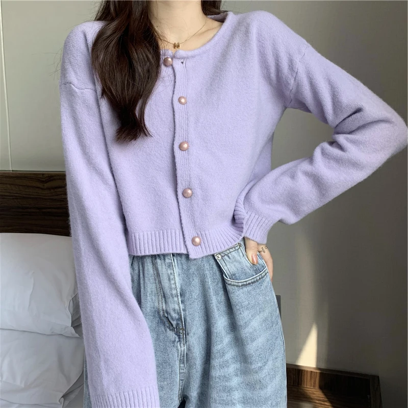 

2021 Early Spring New Women's Clothing Design Sense Non-mainstream Gentle Retro Lazy Cardigan Bottoming Sweater for Women Loose