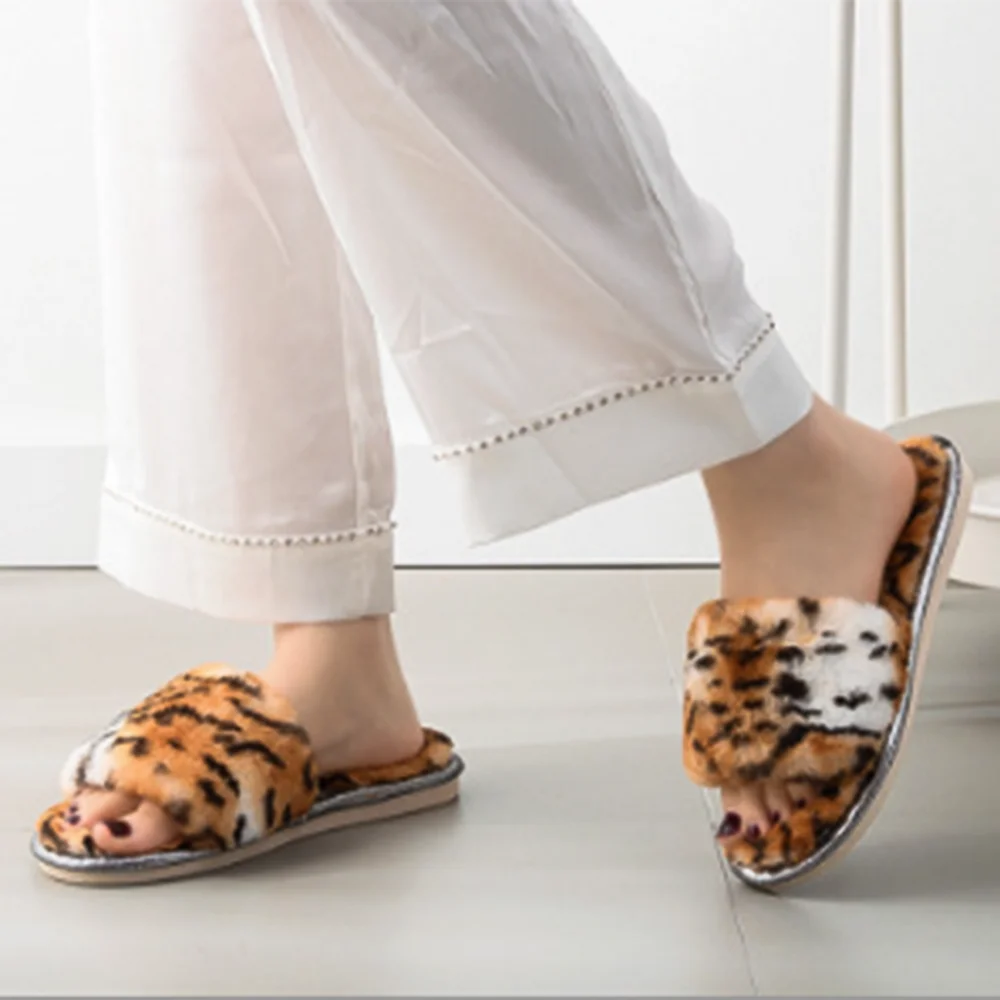 

Women's Leopard Print Fur Slippers Indoor Open-toe Non-slip Soft Flip-Flops Home Winter 2021 New Slippers Women Fashion Shoes