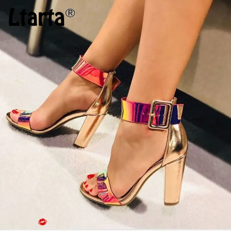 Женские римские сандалии LTARTA на очень высоком каблуке с пряжкой большие размеры