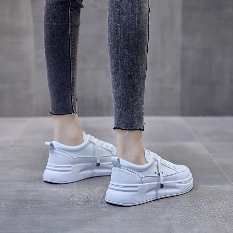 Кроссовки женские на платформе повседневная обувь Вулканизированная подошва