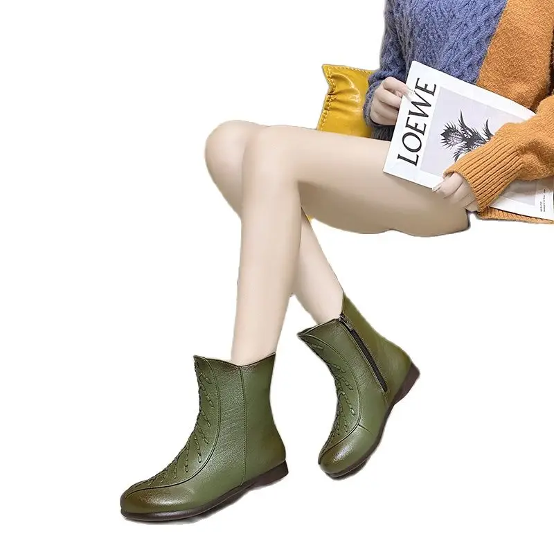 

Новинка Осень-зима 2021, модные и популярные Стильные женские ботильоны, теплые удобные женские ботинки с коротким плюшем и боковой молнией