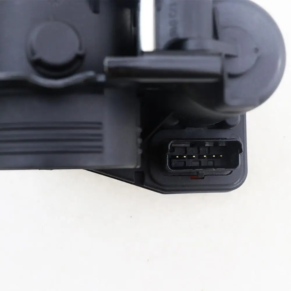 Дроссельная заслонка в сборе для Citroen C2 C3 C4 Berlingo Picasso Peugeot 307 308 Partner Tepee 0280750164 1635. Z8