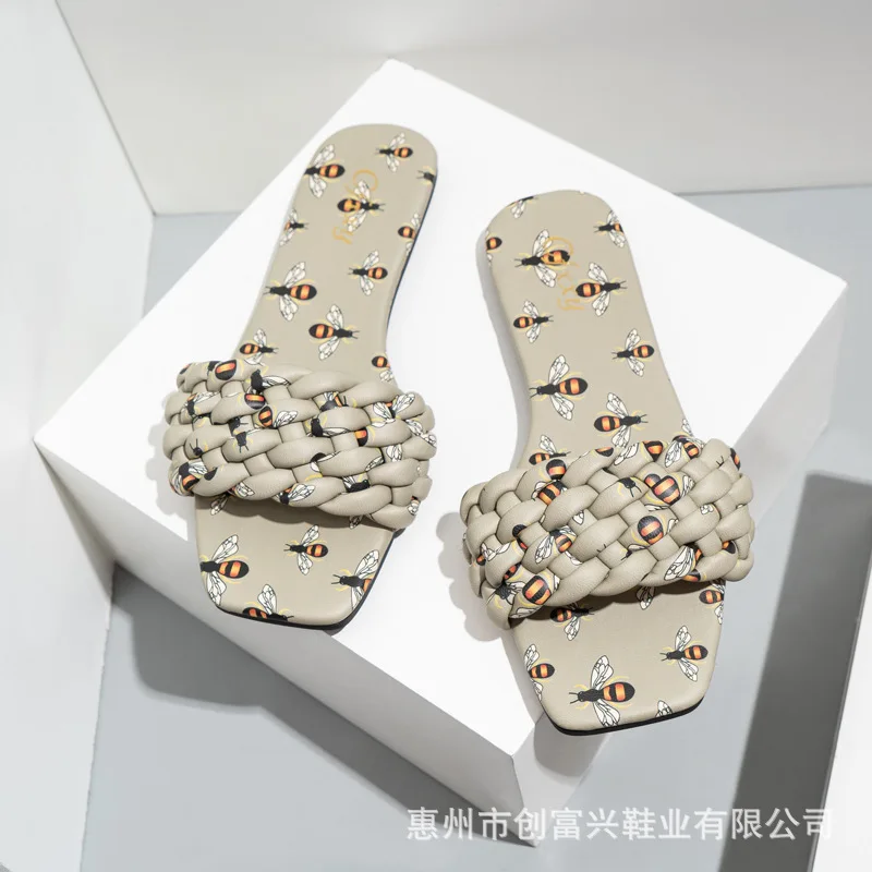 

Summer women sandals slippers Printed Flat Heel Flip-Flop Hand Woven Square Toe Casual Flat Bottom Women Beach Non-slip Shoes