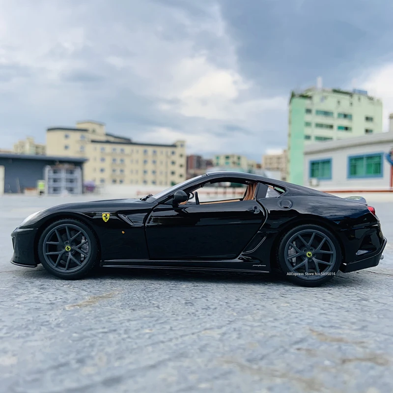 Bburago 1:24 Феррари 599 GTO черный производитель коллекция моделирование брелок для