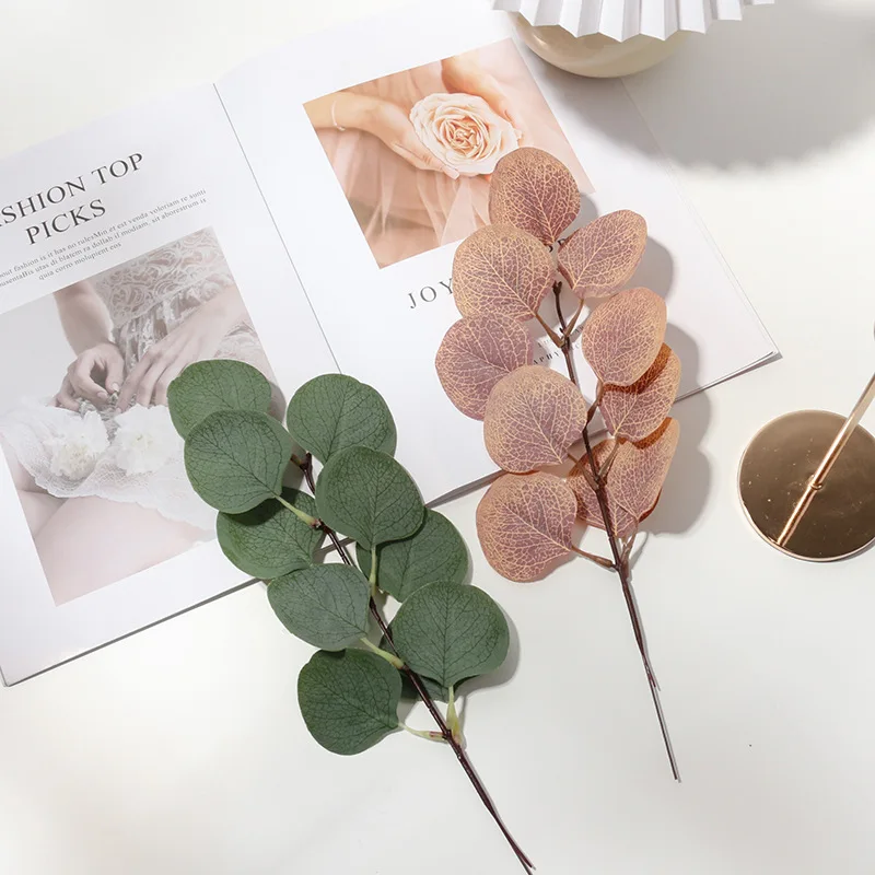 

Beautifully Ornament Simulated Eucalyptus Green Leaves Flowers Photography Props Decoration Studio Desktop Shooting Accessories