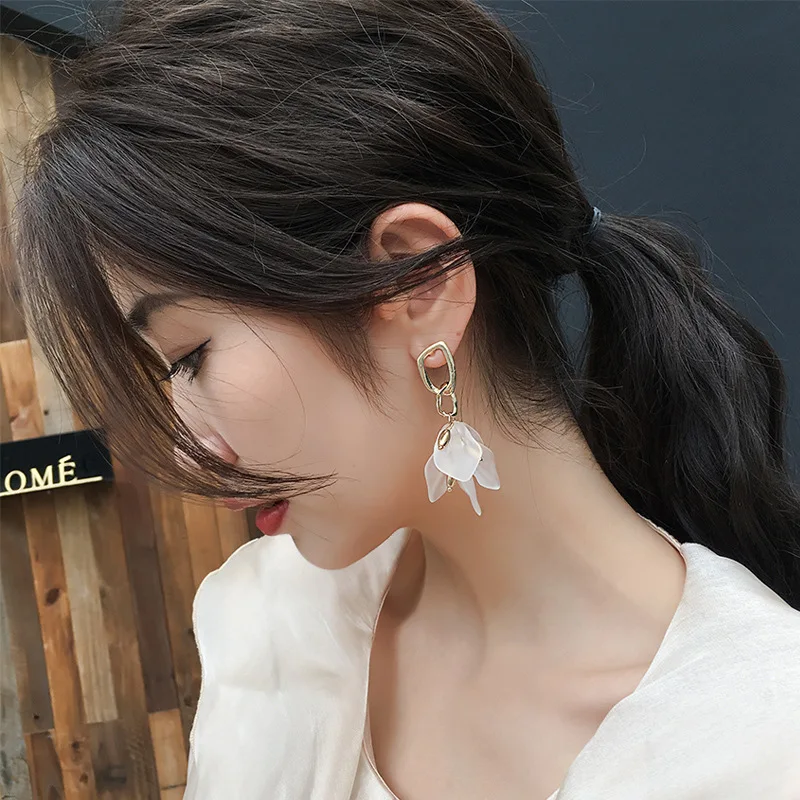 Aretes de mujer, современный стиль, дизайн, большие красные лепестки роз, серьги с кисточками, тренд, темперамент, летние корейские серьги для женщин