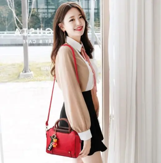 

New large-capacity retro handbag Fairy Messenger Bag Korean version of the wild shoulder Lady bag 2018090101 23X11X18cm