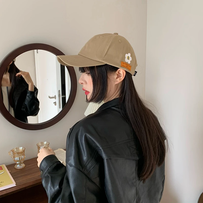 Женские Ins модный бренд 2021 новые вышитые маркировки Бейсболка Свободного Покроя