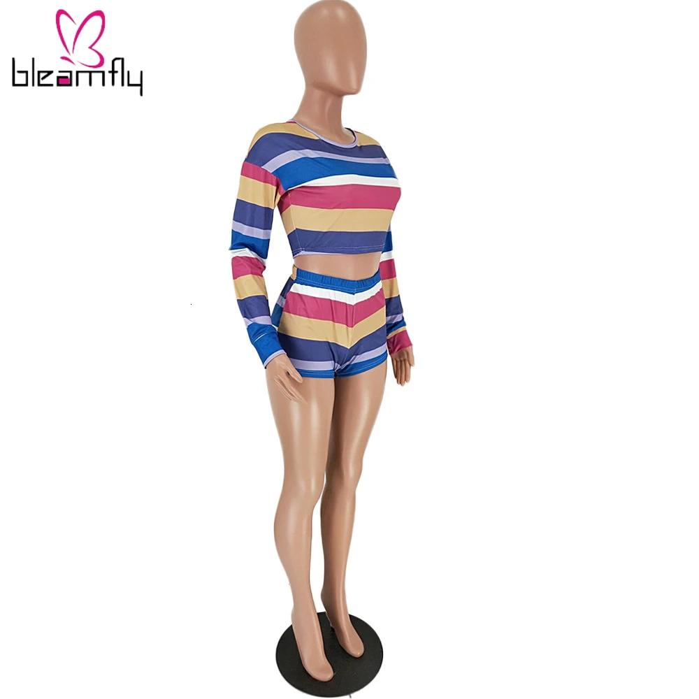 Новинка 2019 женский летний комплект из двух предметов: футболка в цветную полоску