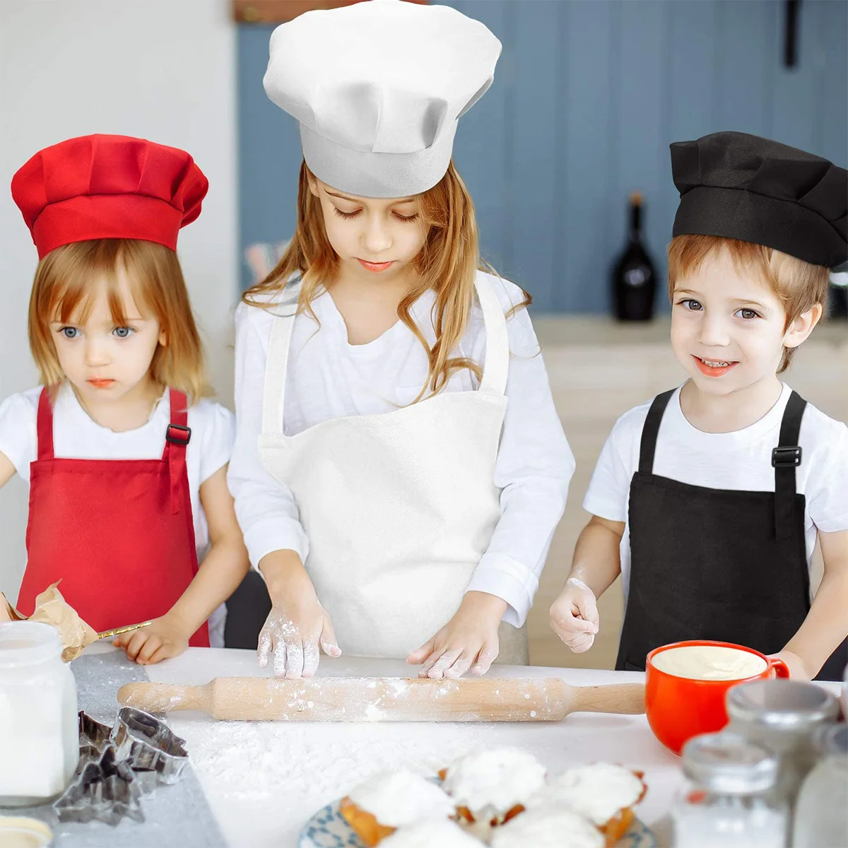 

Child Craft Apron and Hat Set Solid Color Front Pocket Bib Apron + Elastic Band Cooking Cap 2021 New Fashion