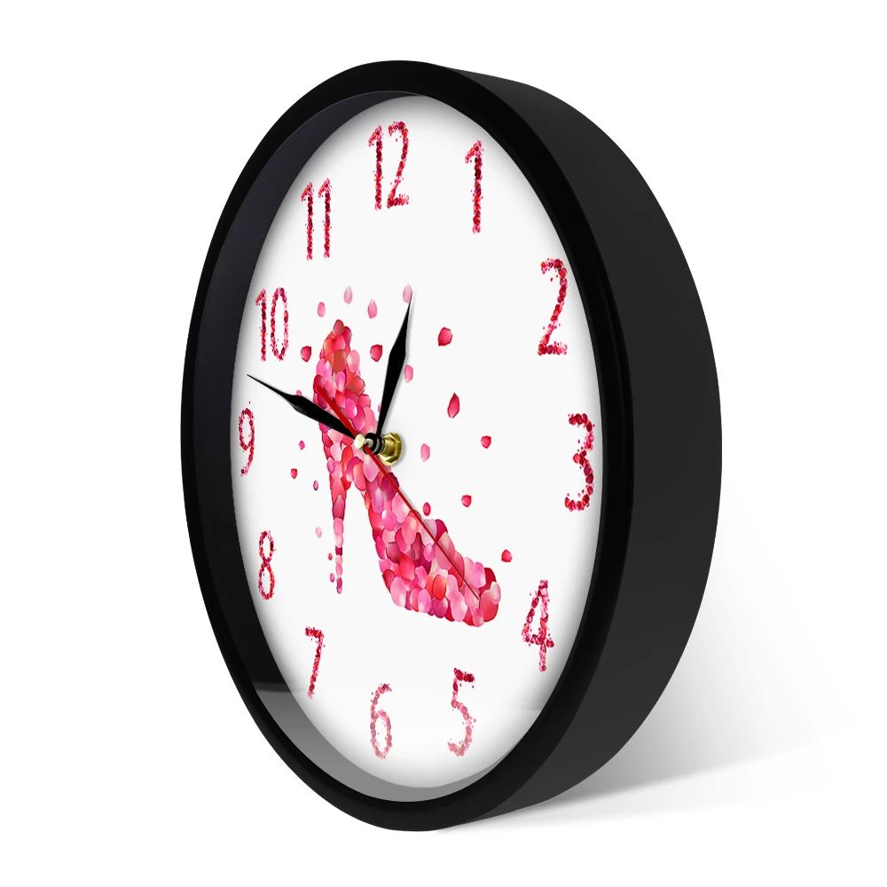 Часы настенные тихие женские на высоком каблуке с розовыми лепестками