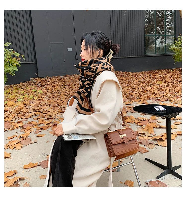 

Soft Solid Crossbody bag for Women Luxury Brand Designer New Fashion Crossbody Causal Messenger Bags Tote Leather Clutch-bag New