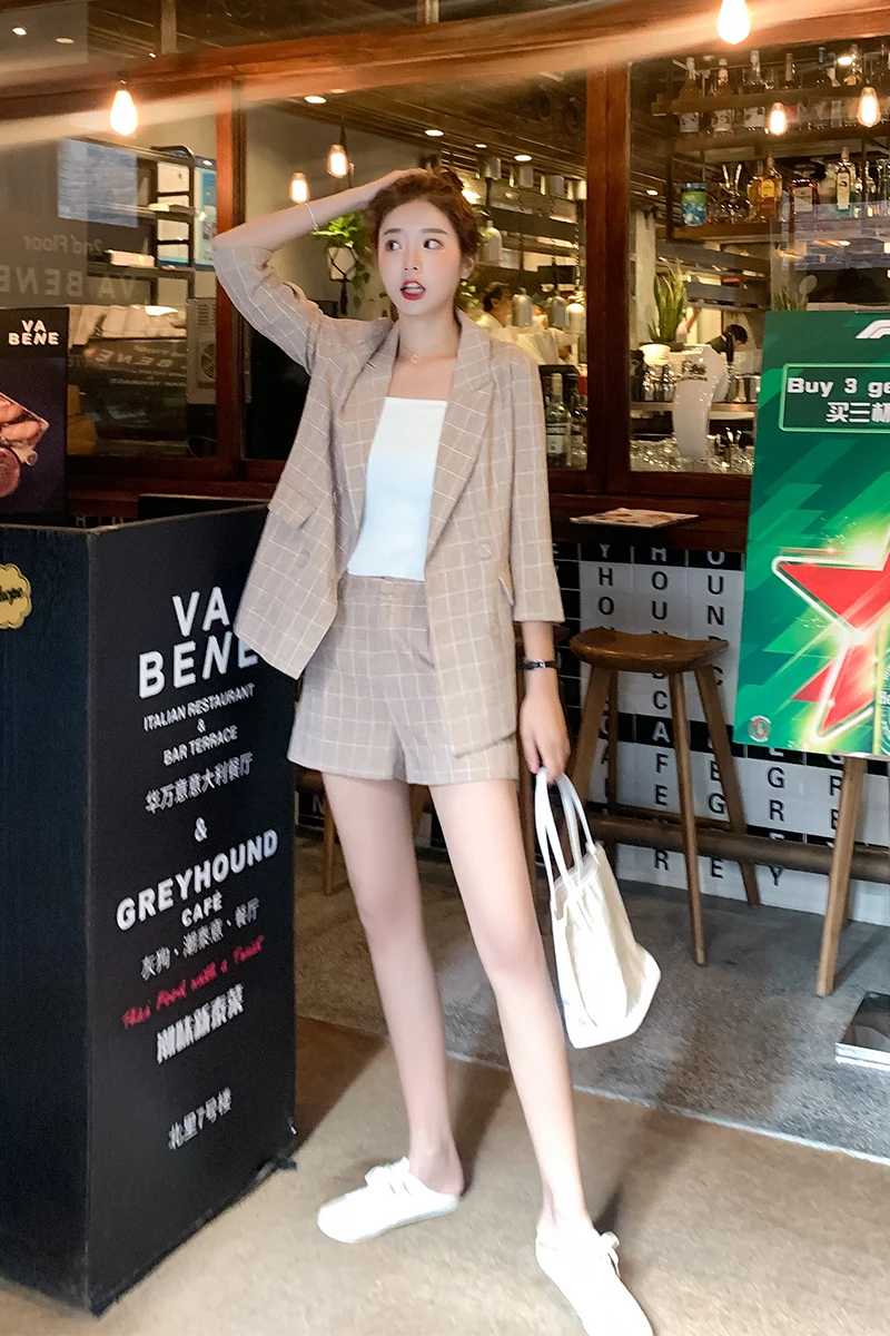 

Women Two Piece Suits Sets Summer Fashion Korean Elegant Slim Plaid Blazer Jacket High Waist Wide Leg Shorts Outfits Office Lady
