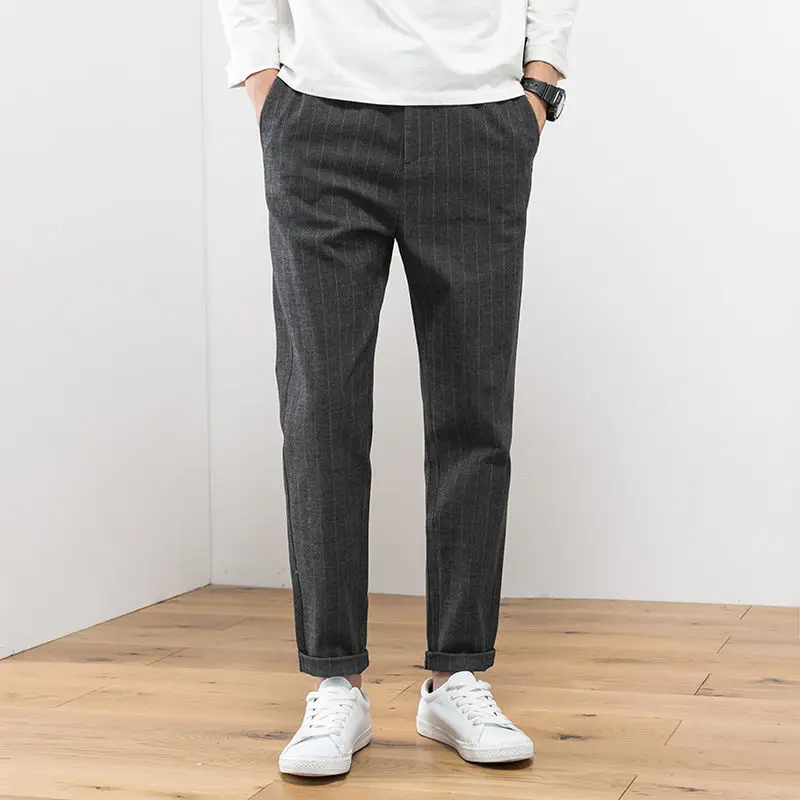

Костюмные брюки на весну и зиму, новый стиль, матовые мужские корейские модные Универсальные облегающие повседневные брюки с маленькими но...
