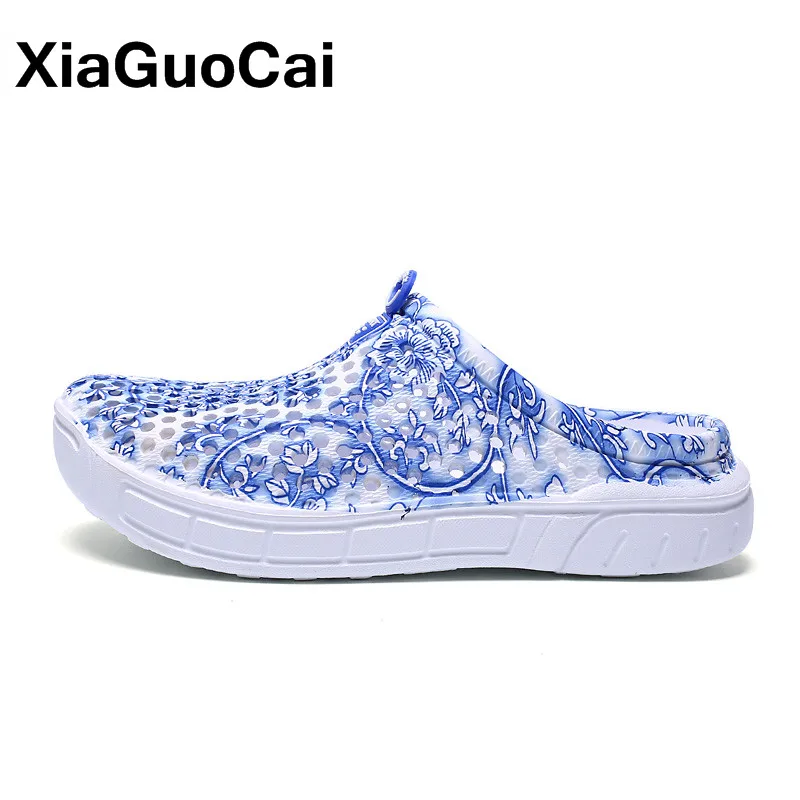 Summer Women Slippers Clogs Breathable Home Slippers Female Beach Sandals Waterproof Anti-Slip Flip Flops For Women Mules New