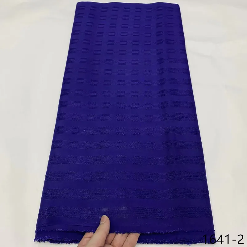 

Atiku Fabric For Menswear African Man Robe Dentelle，Nigerian Styl Fabric Jacquard Brocade Fabric Sewing Materials 5 Yards 1641