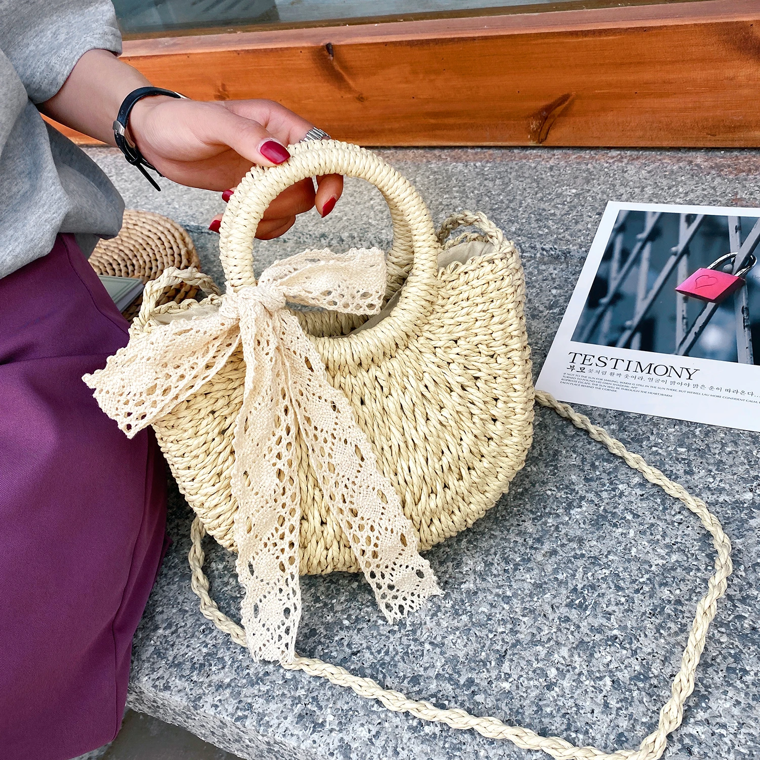 Повседневная однотонная полукруглая Плетеная соломенная сумка ручной работы из