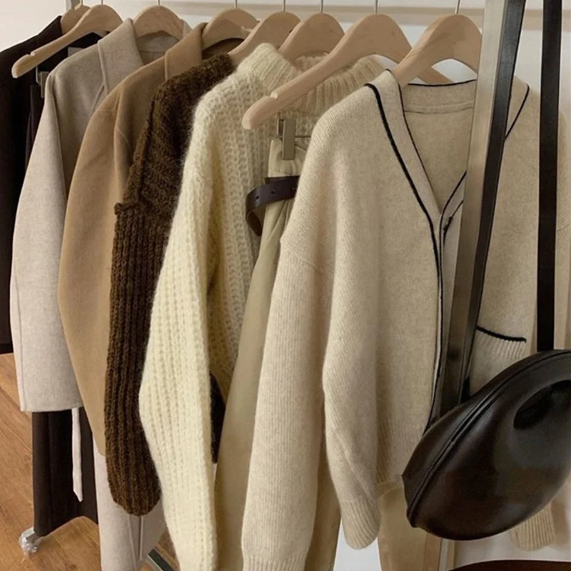 

2021 Winter Spring Women's Sweaters Loose Fashionable Knitwear Korean Knitted Ladies Covered Button Cardigans