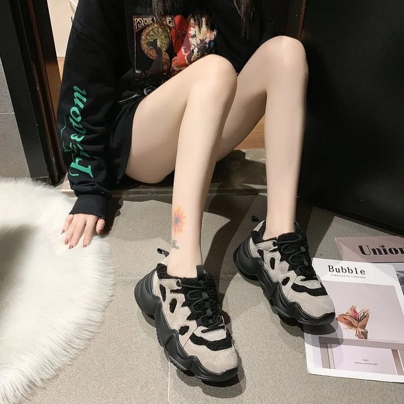 Кроссовки женские на толстой подошве модная обувь платформе массивные кеды в