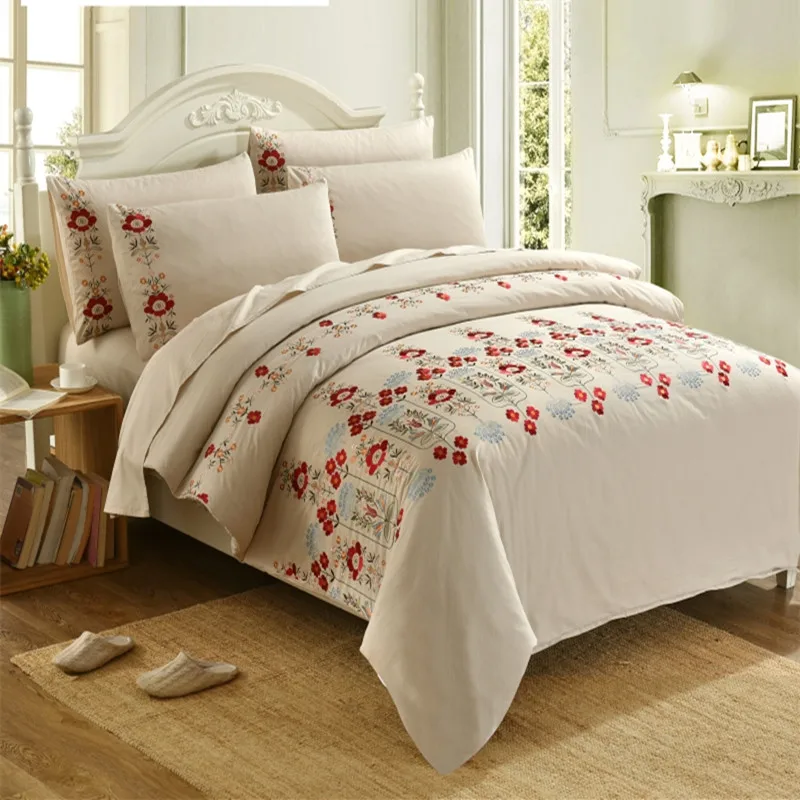 Комплект постельного белья из чистого хлопка с вышивкой и цветами сливы в