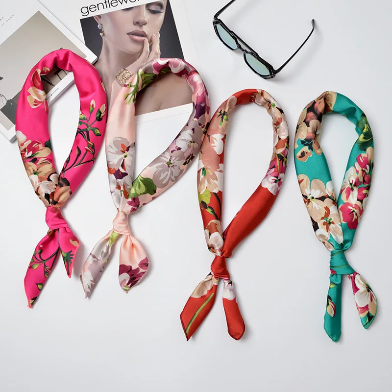 Шарф квадратный женский атласный маленький шелковый профессиональный