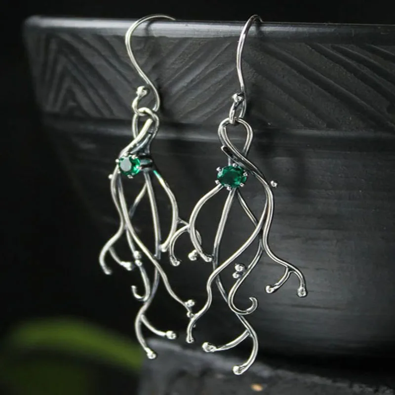 

Long Silver Plated Emerald Stone Leaf Tassel Drop Earrings For Women Wedding Fashion 2021 Jewelry Gift