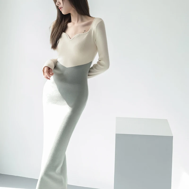 

Lady Temperament Contrast Color V-Neck French Medium And Long Knitted Dress Autumn And Winter New Slim Bottom Wrap Hip Skirt