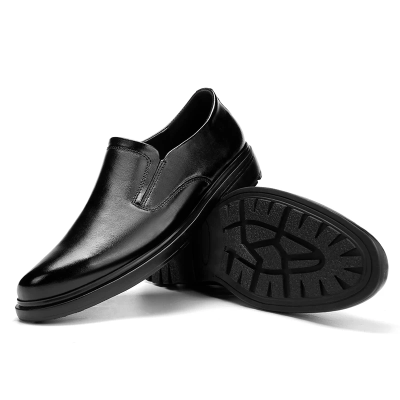 

Spring and autumn men's shoes t top layer leather large 38-49 set foot breathable casual fashion shoes men's shoes