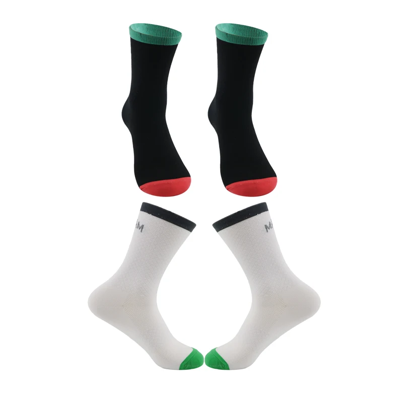 

4 Pairs Trendy Street Socks Fashion Skateboard Socks Super Popular Socks Sports Socks