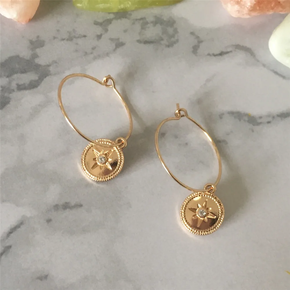 Женские серьги кольца с кристаллами золотого цвета|Серьги-кольца| |