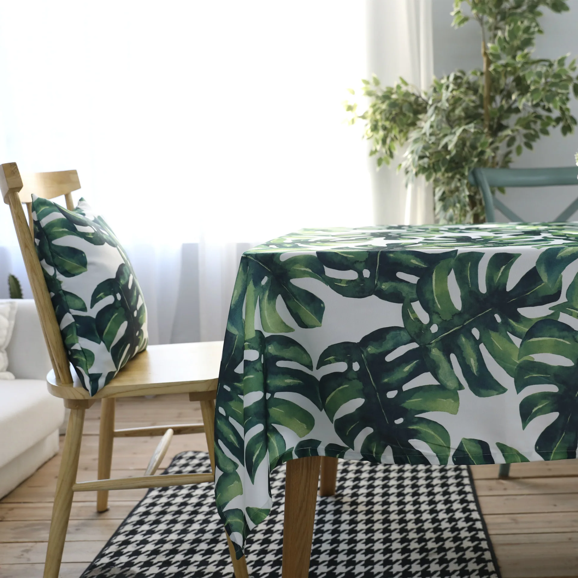 

Green Leaf Plant Pattern Table Cloth Rectangular for Room Decor Aesthetic Table Cover for Home & Cafe Diningroom Outdoor Picnic