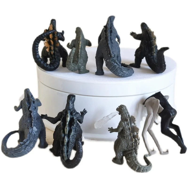 Модель игрушки из мягкого резинового ПВХ "Годзилла Кинг Конг" в ручную сделанная компания Bandai Anime. Пакет из 8 фигурок длиной 5 см: горилла-мальчик.